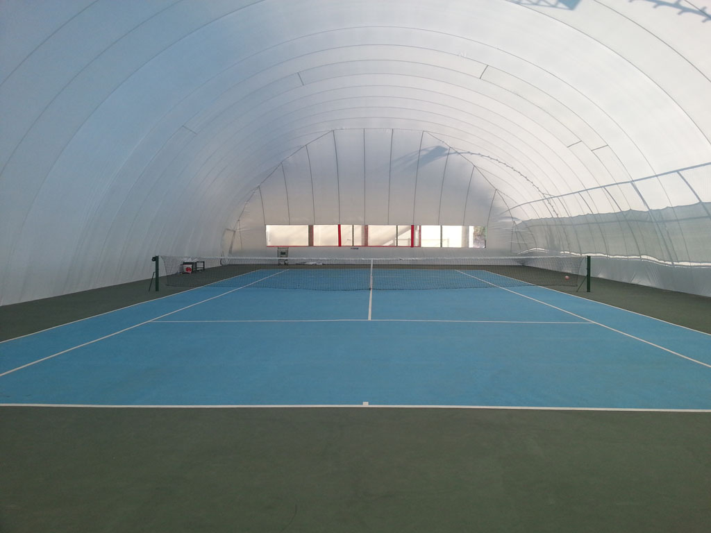 Padel kort kapatma sistemi